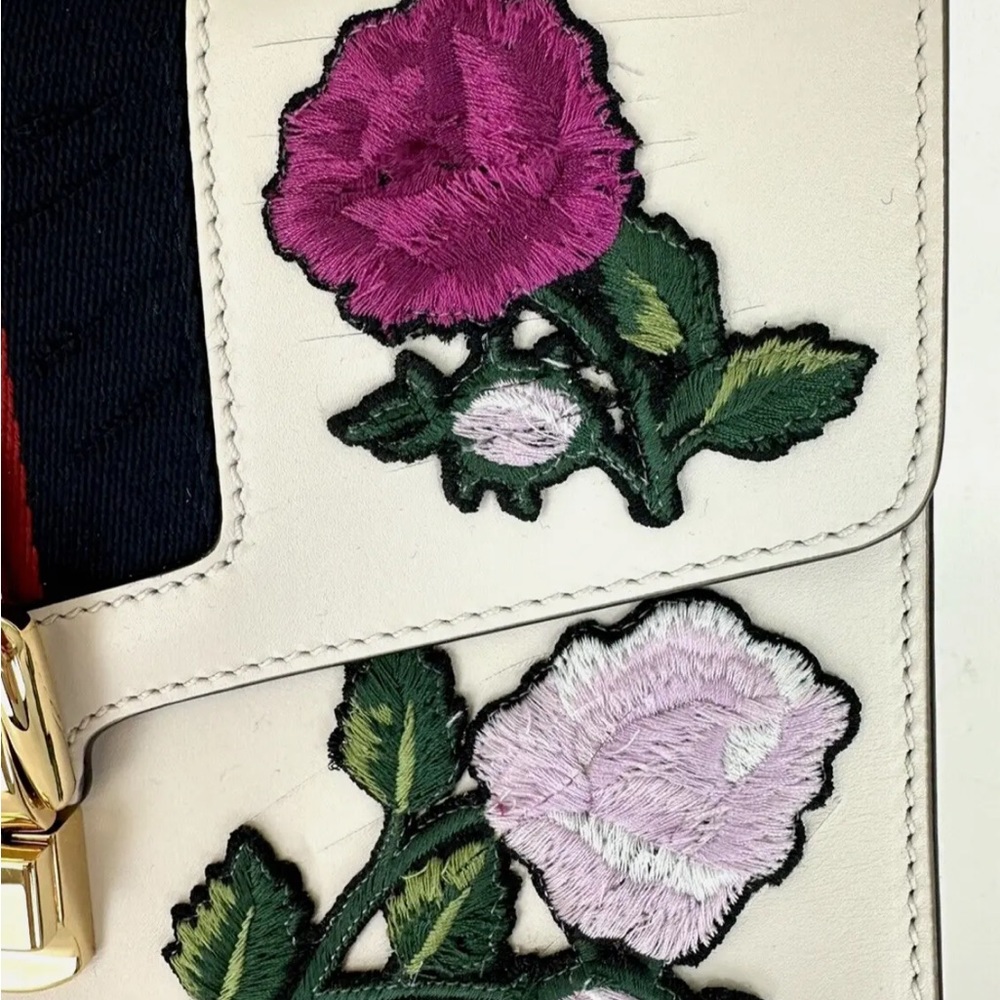 SOLD-Gucci Sylvie Leather Shoulder Bag White Embroidered Web Strap 10"x6.5" - Picture 11 of 15